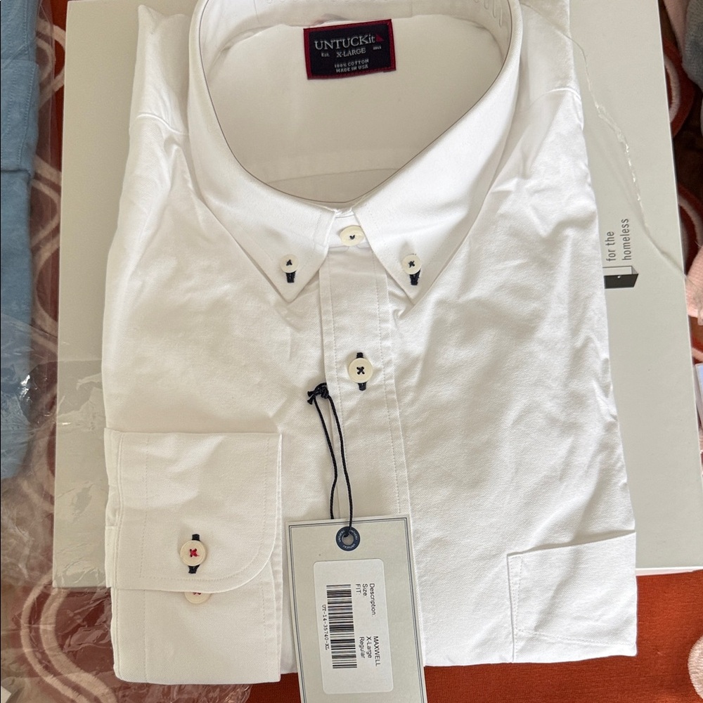 UNTUCKit Men's Classic White Button-Down Shirt